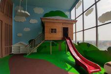 สิ่งอำนวยความสะดวกด้านความบันเทิง Cozy and Enjoy Studio Apartment at Springwood Residence Tangerang By Travelio