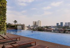 Swimming Pool 7 Restful and Good Choice Studio Apartment Springwood Residence Tangerang By Travelio