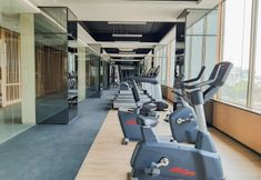 피트니스 센터 6 Warm and Comfy Studio at Springwood Residence Tangerang Apartment By Travelio