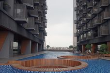 수영장 Spacious and Comfy Studio Apartment Carstensz Residence By Travelio