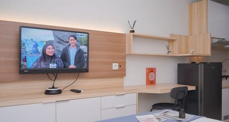 Bedroom 2 Minimalist Studio Room Apartment at Springwood Residence Tangerang By Travelio