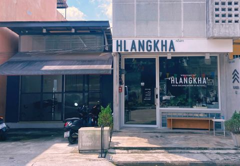 Exterior Hlangkha Hostel