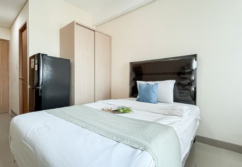 Bedroom Homey and Simply Studio Room Apartment B Residence By Travelio
