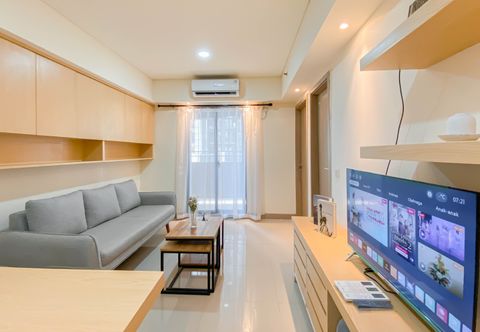 Lobby Good and Spacious 3BR at Meikarta Apartment By Travelio