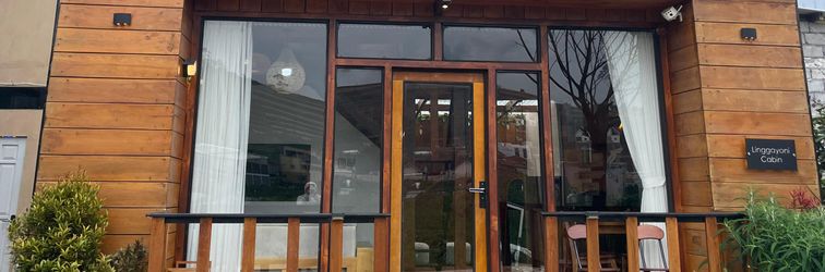 로비 Linggayoni Cabin Dieng