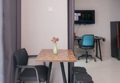 寝室 4 Good Deal Studio Apartment at Brooklyn Alam Sutera By Travelio