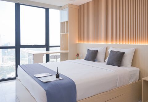 Bilik Tidur Spacious Studio Apartment at The Smith Alam Sutera By Travelio