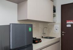 Common Space 3 Relaxing and Elegant Studio Apartment at Springwood Residence By Travelio