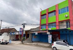 Exterior 5 RedDoorz @ Eskol Untung Suropati Lampung