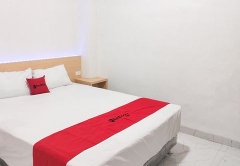 Bedroom RedDoorz @ Eskol Untung Suropati Lampung
