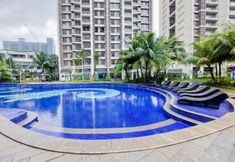 Swimming Pool 7 Modern and Good Deal 3BR Sky House BSD Apartment By Travelio