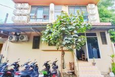 Exterior AYOO STAY Near Bandara Ahmad Yani RedPartner