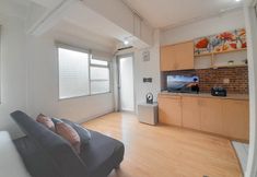 其他 4 Big Studio with Extra Room Apartment at Jarrdin Cihampelas By Travelio