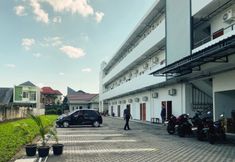 外觀 7 Tentram Guesthouse near Amikom Mitra RedDoorz