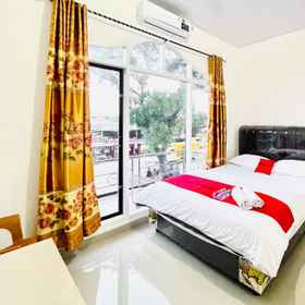 Bedroom 1 RedDoorz @ Orien Guesthouse Pematang Siantar, Pematangsiantar Hotels