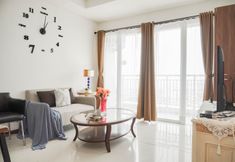 公共空間 5 Comfortable and Spacious 2BR at Green Bay Condominium Apartment By Travelio