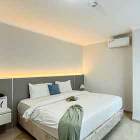 Others 1 Nice and Warm 2BR at Permata Senayan Apartment By Travelio, MMK design studio Hotels
