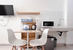 Others 4 Comfortable Studio Room (No Kitchen) at Bandaraya Apartment Tallasa City Makassar By Travelio