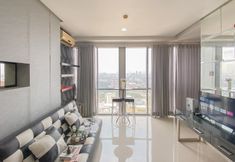Phòng ngủ 3 Homey and Nice Studio Apartment at Kemang Mansion By Travelio