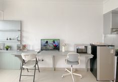 Others 6 Good and Warm Studio Room at Park View Condominium Apartment By Travelio