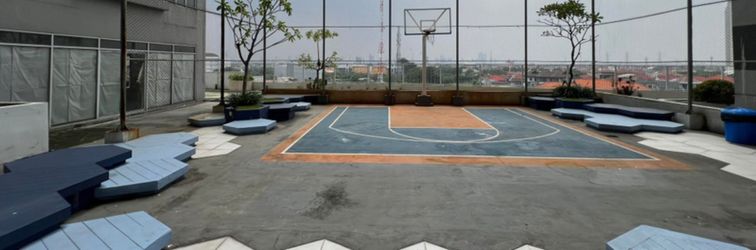 Lobi Good Deal Stunning Studio (No Kitchen) Apartment at Taman Melati Surabaya By Travelio