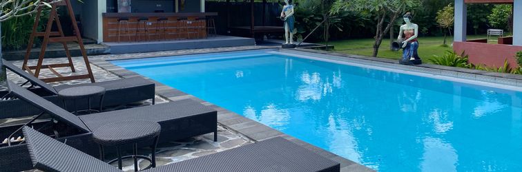 Exterior Cove Belimbing Sari