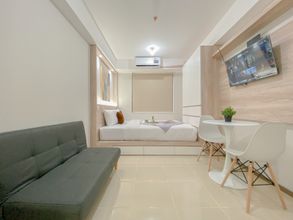 Bedroom 4 Homey and Best Deal Studio at Meikarta Apartment By Travelio