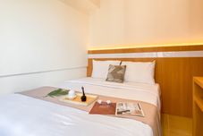 Bedroom Spacious 2BR at Apartment Meikarta By Travelio