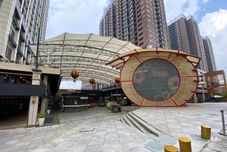 Lobi Modern Style 2BR at Meikarta Apartment By Travelio