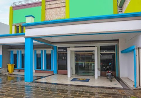 Luar Bangunan Costel Sahabat Bandara