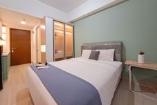 臥室 Simple Neutral Toned Studio at Parkland Avenue Apartment By Travelio