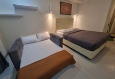 Bedroom 6 Mataram City 825.