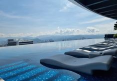 Others 4 Eaton Residence By HM Costa