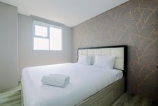Bedroom Nice and Minimalist Designed Studio at Bintaro Icon Apartment By Travelio