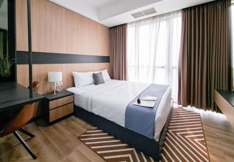 Bedroom Modern 1BR Apartment near IKEA at The Smith Alam Sutera By Travelio