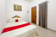Kamar Tidur RedDoorz @ Dimens House Sragen