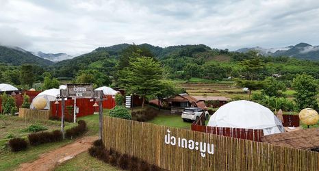 Exterior 2 Pua The Moon