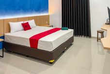 Bedroom RedDoorz Plus near Alun Alun Majalengka