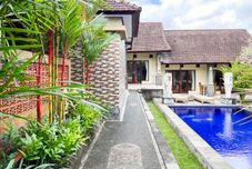 Common Space Urbanview Hotel Lilis Cempaka Mas Guesthouse