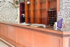 Lobby RedDoorz near Metro Bandung