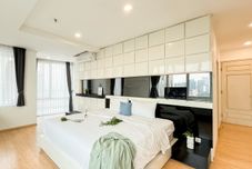 Others Spacious and Luxury 2BR Apartment With Extra Room at FX Residence By Travelio