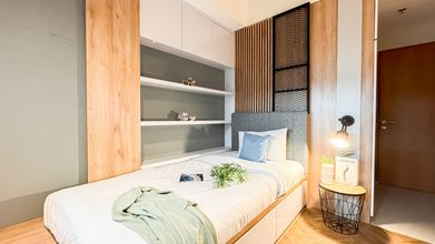 Bedroom 4 Wooden Nest 2BR Without Living Room at Apartment Evenciio Margonda By Travelio