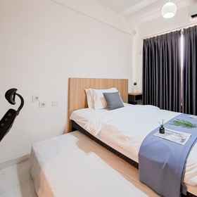 Bedroom 1 Travelio의 Sky House BSD 아파트 근처 스튜디오, 더 브리즈 BSD 시티 호텔