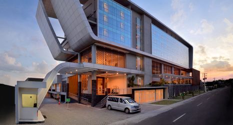 外観 2 The New Atrium Hotel Yogyakarta
