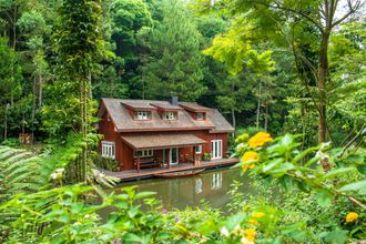 Exterior 4 Taman Wisata Bougenville by Kozystay