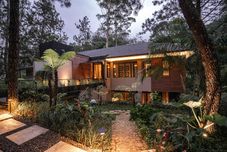 ภายนอกอาคาร Taman Wisata Bougenville by Kozystay