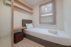 その他 Homey and Simple 2BR at Parahyangan Residence Apartment By Travelio