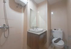 客房内浴室 6 1BR near UNPAR at Apartment Parahyangan Residence By Travelio
