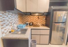 Common Space 5 2BR near Marvell City Mall at Apartment Linden By Travelio