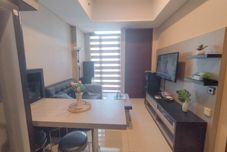 Common Space 2BR near Marvell City Mall at Apartment Linden By Travelio